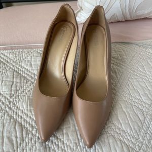 Michael Kors leather pumps